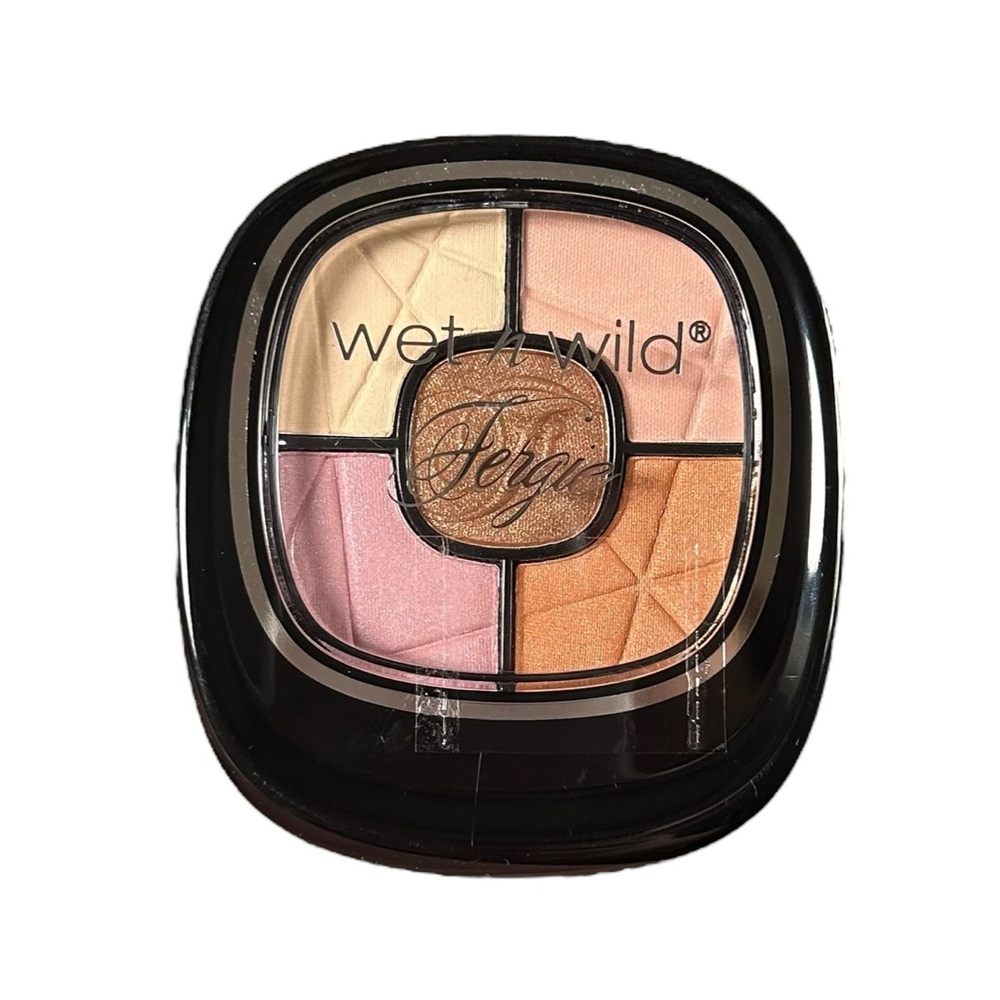 Wet n Wild Fergie Center Stage Photo Op Eyeshadow in Newport Nights Discont. NWT